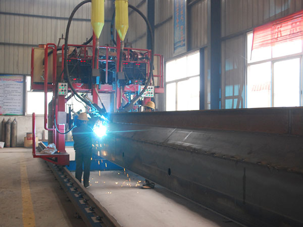 橡膠數(shù)控切條機(jī)