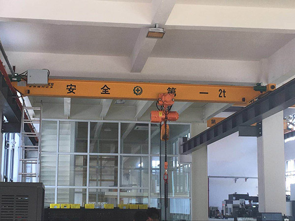  250T全自動真空硫化機(jī)新型軌道開模